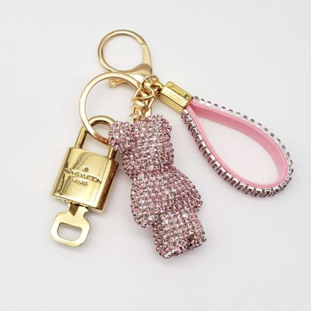 Louis Vuitton Gold Padlock Key 🔒 Authentic LV Charm + Unbranded Keychain - Picture 6 of 6